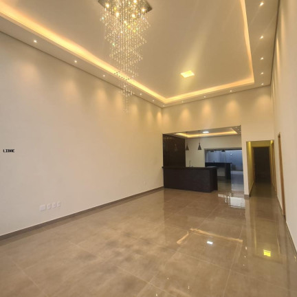 Imagem Casa com 3 Quartos à Venda, 170 m² em Lívia Iii - Botucatu