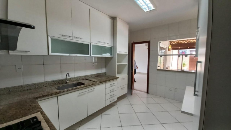 Imagem Casa de Condomínio com 4 Quartos à Venda, 346 m² em Centro - Lauro De Freitas Imagem Casa de Condomínio com 4 Quartos à Venda, 346 m² em Centro - Lauro De Freitas