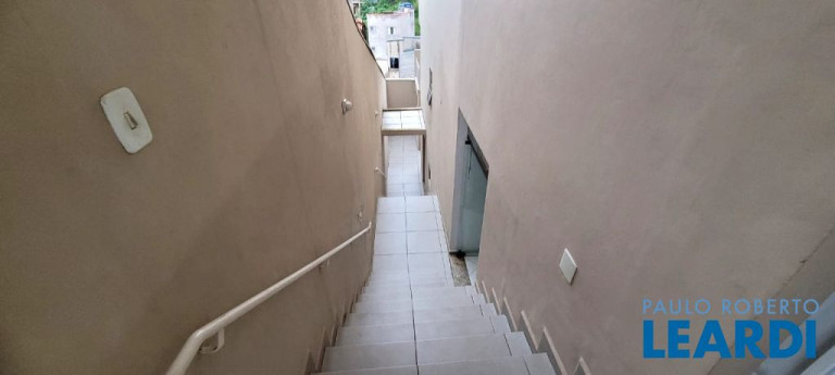 Imagem Sobrado com 6 Quartos à Venda, 308 m² em Vila Tibiriçá - Santo André Imagem Sobrado com 6 Quartos à Venda, 308 m² em Vila Tibiriçá - Santo André