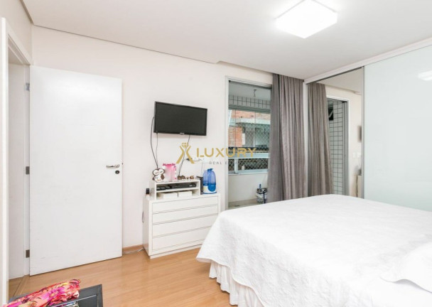 Imagem Imóvel com 4 Quartos à Venda, 146 m² em Santo Agostinho - Belo Horizonte