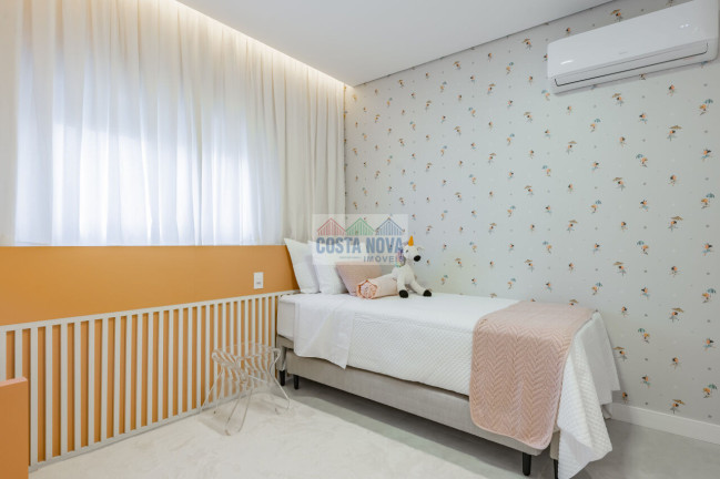 Imagem Apartamento com 4 Quartos à Venda, 234 m² Imagem Apartamento com 4 Quartos à Venda, 234 m²