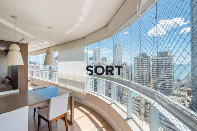 Imagem Cobertura com 3 Quartos à Venda, 253 m² em Centro - Balneário Camboriú