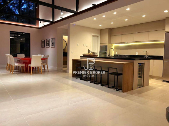 Imagem Casa com 5 Quartos à Venda, 497 m² em Comary - Teresópolis Imagem Casa com 5 Quartos à Venda, 497 m² em Comary - Teresópolis