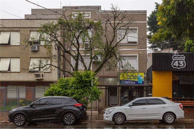 Imóvel com 1 Quarto à Venda,  em Auxiliadora - Porto Alegre