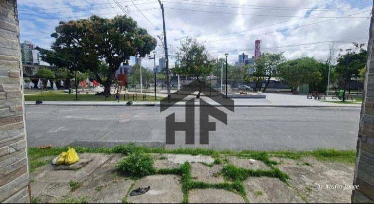 Imagem Casa com 3 Quartos à Venda, 427 m² em Hipódromo - Recife