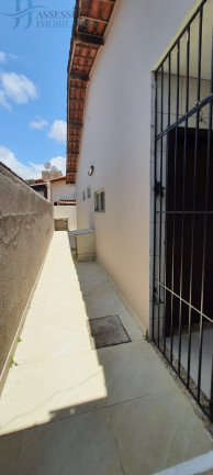 Imagem Casa com 3 Quartos para Alugar ou Temporada, 120 m² em Nova Parnamirim - Parnamirim