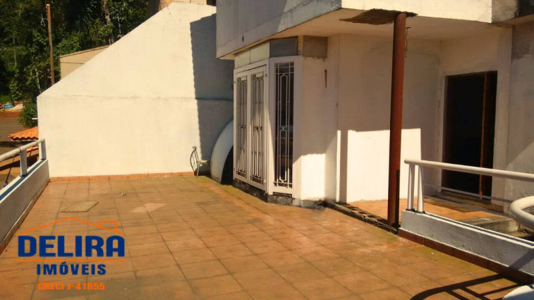 Imagem Casa com 4 Quartos à Venda, 360 m² em Samambaia - Mairiporã Imagem Casa com 4 Quartos à Venda, 360 m² em Samambaia - Mairiporã