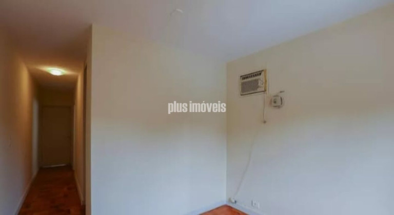 Imagem Casa com 4 Quartos à Venda, 250 m² em Moema - São Paulo