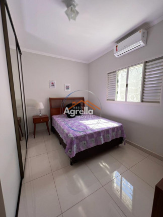 Imagem Casa com 3 Quartos à Venda, 220 m² em Jardim Novo I - Mogi Guaçu Imagem Casa com 3 Quartos à Venda, 220 m² em Jardim Novo I - Mogi Guaçu