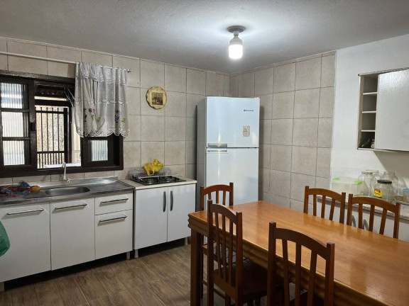 Imagem Casa com 5 Quartos à Venda, 220 m² em Centro - Balneário Barra Do Sul
