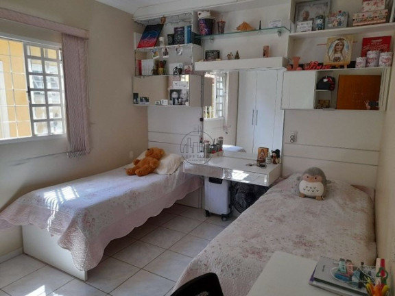 Imagem Casa com 3 Quartos à Venda, 300 m² em Riacho Fundo I - Brasília