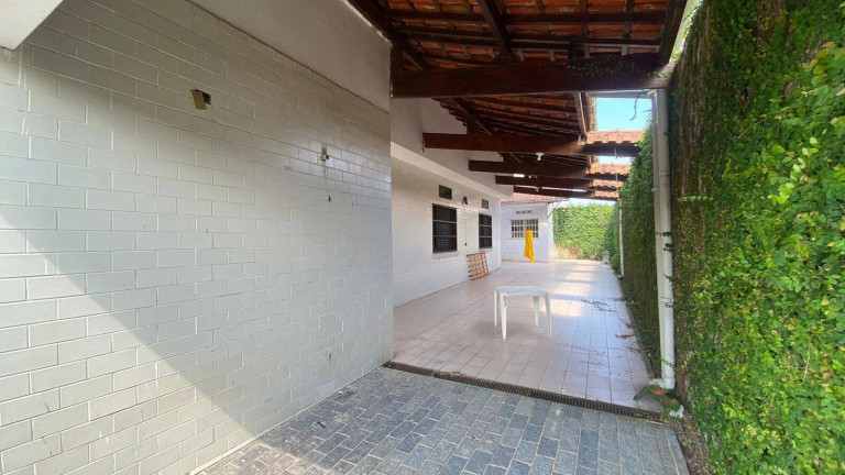 Imagem Casa com 3 Quartos à Venda, 250 m² em Mirim - Praia Grande Imagem Casa com 3 Quartos à Venda, 250 m² em Mirim - Praia Grande