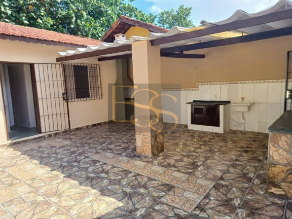 Casa com 3 Quartos à Venda, 114 m² em Balneário Itaóca - Mongaguá