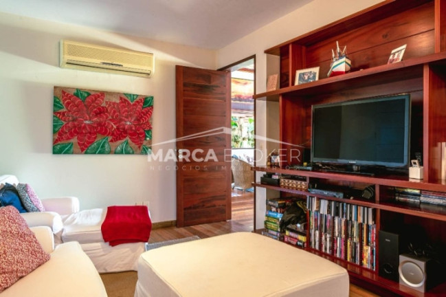 Imagem Sobrado com 4 Quartos à Venda, 4.800 m² em Praia Dura - Ubatuba