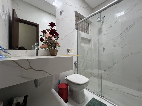 Imagem Casa com 3 Quartos à Venda, 251 m² em Caiçaras - Patos De Minas Imagem Casa com 3 Quartos à Venda, 251 m² em Caiçaras - Patos De Minas