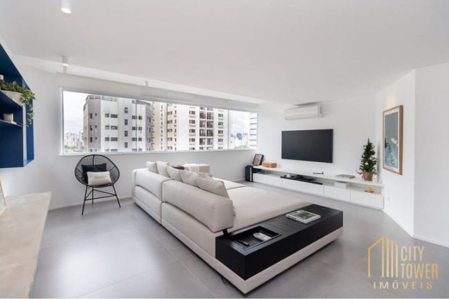 Apartamento com 3 Quartos à Venda, 250 m² em Vila Olímpia - São Paulo