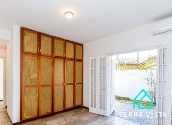 Imagem Casa com 4 Quartos à Venda, 350 m² em Tabatinga - Caraguatatuba Imagem Casa com 4 Quartos à Venda, 350 m² em Tabatinga - Caraguatatuba