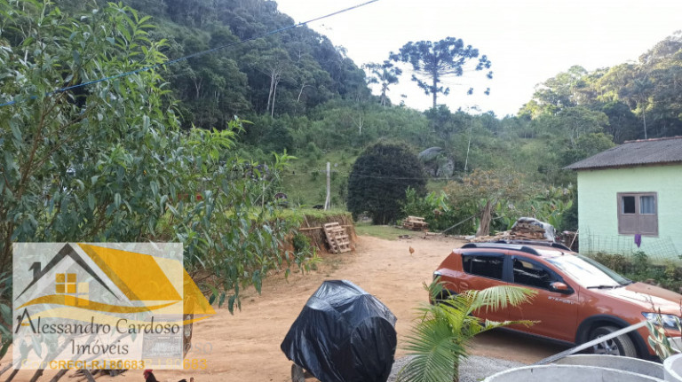 Imagem Chácara com 3 Quartos à Venda, 146.000 m²
