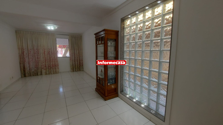 Imagem Casa com 4 Quartos à Venda, 120 m² em Austin - Nova Iguaçu