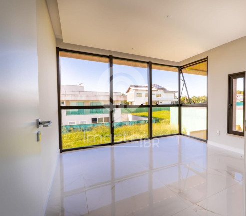 Imagem Casa com 4 Quartos à Venda, 361 m² em Alphaville - Eusébio