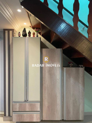 Imagem Casa com 5 Quartos à Venda, 180 m² em Portinho - Cabo Frio