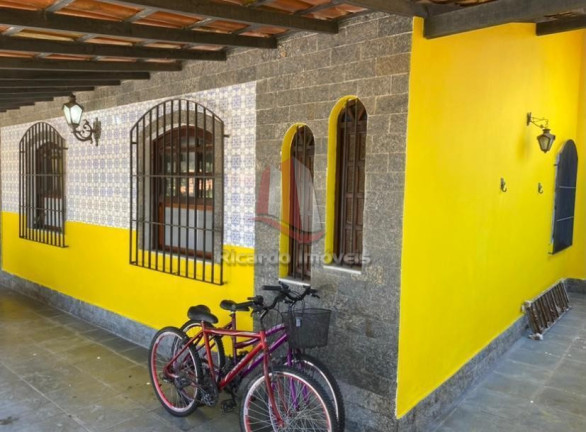 Imagem Casa de Condomínio com 2 Quartos à Venda, 360 m² em Cabo Frio