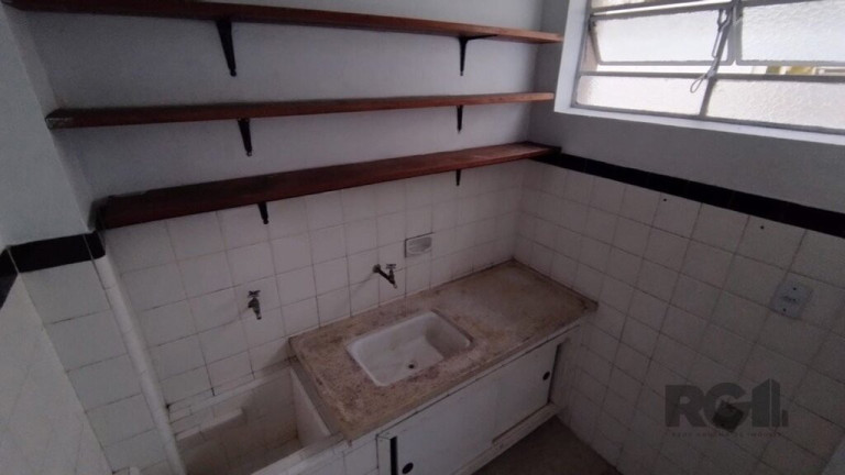 Imagem Imóvel com 1 Quarto à Venda, 27 m² em Floresta - Porto Alegre Imagem Imóvel com 1 Quarto à Venda, 27 m² em Floresta - Porto Alegre
