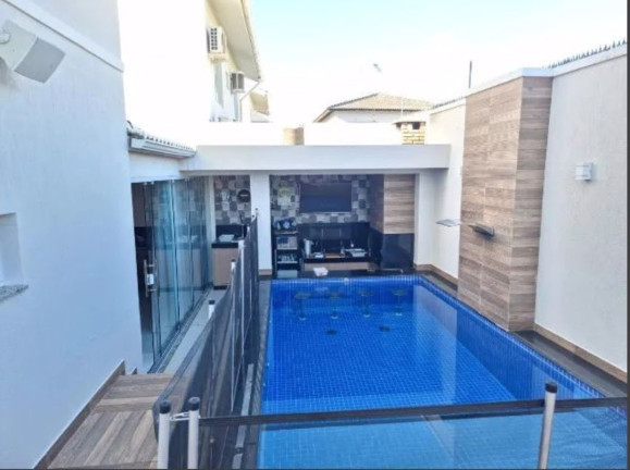 Imagem Casa com 5 Quartos à Venda, 300 m² em Buraquinho - Lauro De Freitas Imagem Casa com 5 Quartos à Venda, 300 m² em Buraquinho - Lauro De Freitas