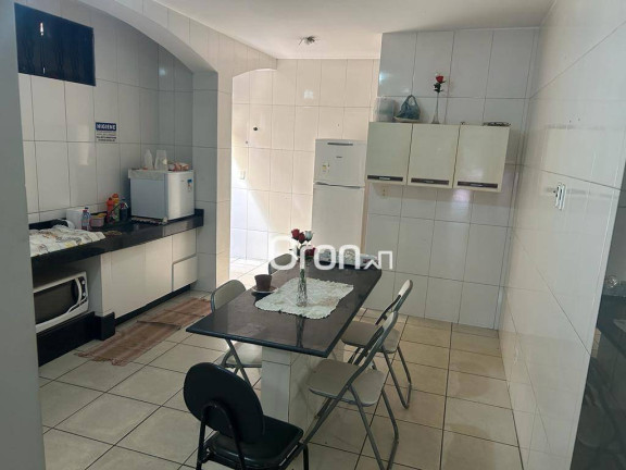 Casa com 4 Quartos à Venda, 330 m² em Vila Americano Do Brasil - Goiânia