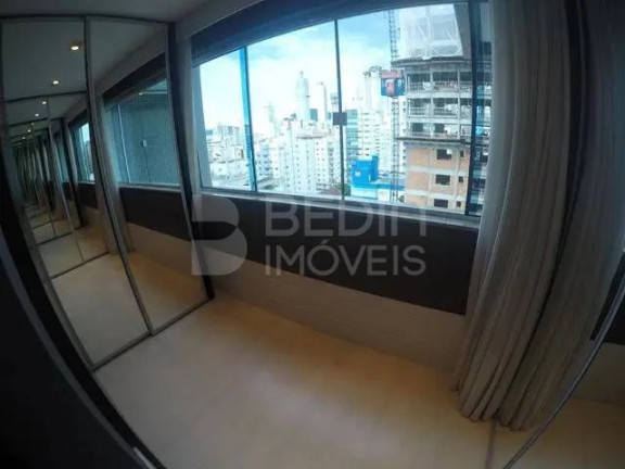 Imagem Apartamento com 3 Quartos à Venda, 221 m² em Centro - Balneário Camboriú Imagem Apartamento com 3 Quartos à Venda, 221 m² em Centro - Balneário Camboriú