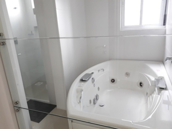 Imagem Apartamento com 4 Quartos à Venda, 151 m² em Centro - Balneário Camboriú Imagem Apartamento com 4 Quartos à Venda, 151 m² em Centro - Balneário Camboriú