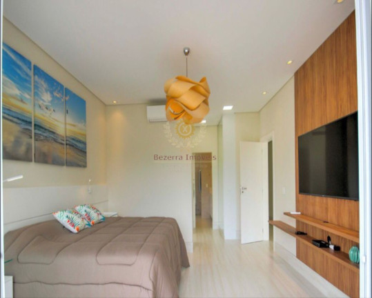 Imagem Sobrado com 6 Quartos à Venda, 531 m² em Centro - Bertioga
