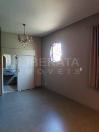 Imagem Casa com 3 Quartos à Venda, 293 m² em Champagnat - Londrina