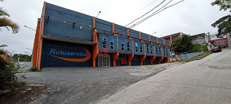 Imóvel Comercial para Alugar, 3.712 m² em Jardim Alvorada - Jandira