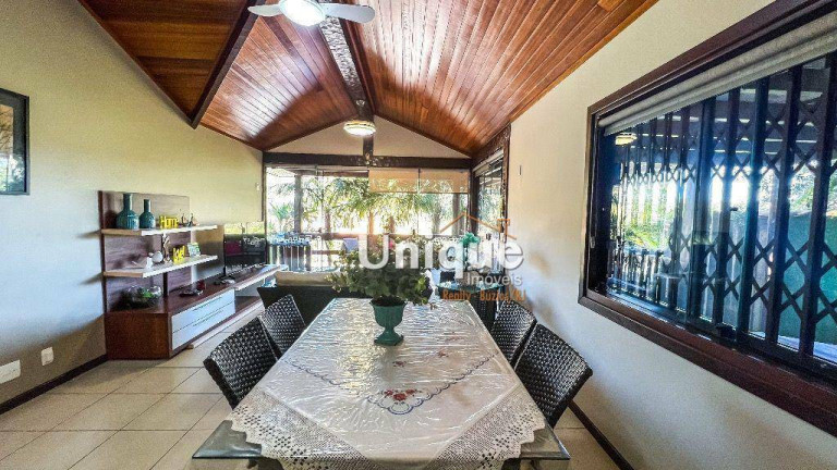 Imagem Casa com 4 Quartos à Venda, 108 m² em Ferradura - Armação Dos Búzios