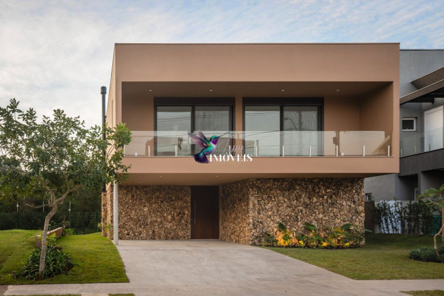 Imagem Casa de Condomínio com 4 Quartos à Venda, 330 m² em Vila Nova - Porto Alegre
