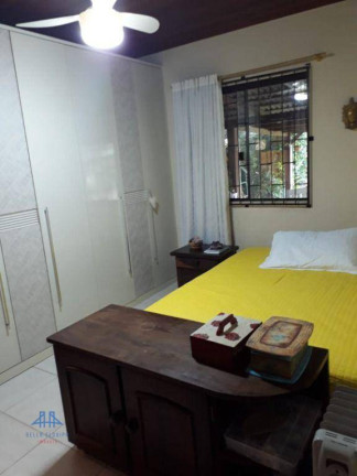 Imagem Casa com 2 Quartos à Venda, 90 m² em São João Do Rio Vermelho - Florianópolis Imagem Casa com 2 Quartos à Venda, 90 m² em São João Do Rio Vermelho - Florianópolis