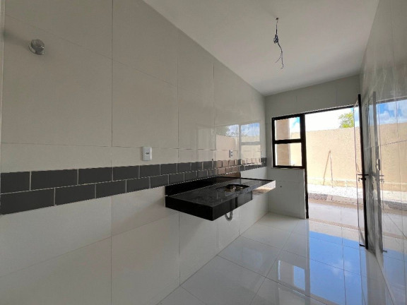 Imagem Casa com 3 Quartos à Venda, 94 m² em Maraponga - Fortaleza