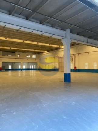 Imagem Galpão para Alugar, 2.572 m² em Alphaville Empresarial - Barueri Imagem Galpão para Alugar, 2.572 m² em Alphaville Empresarial - Barueri