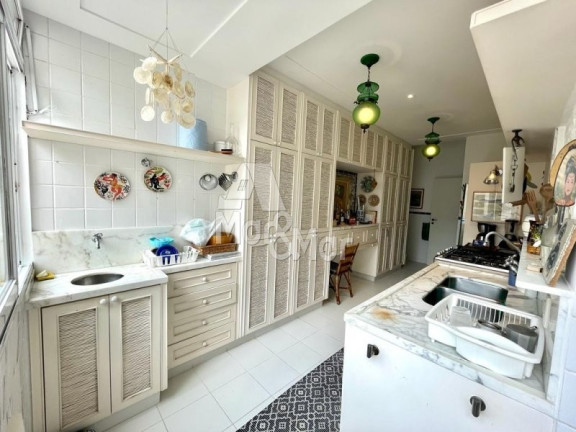 Imagem Apartamento com 3 Quartos à Venda, 153 m² em Pitangueiras - Guarujá