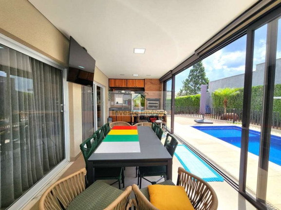 Imagem Casa com 3 Quartos à Venda, 304 m² em Granja Viana - Carapicuíba