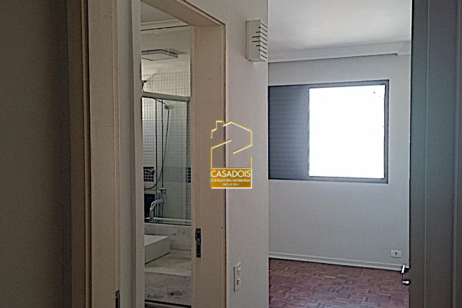 Imagem Apartamento com 3 Quartos à Venda, 130 m² em Moema - São Paulo