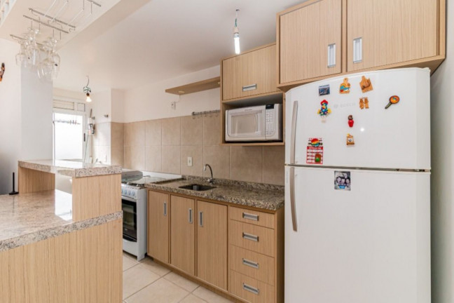 Imagem Imóvel com 2 Quartos à Venda, 57 m² em Jardim Carvalho - Porto Alegre Imagem Imóvel com 2 Quartos à Venda, 57 m² em Jardim Carvalho - Porto Alegre