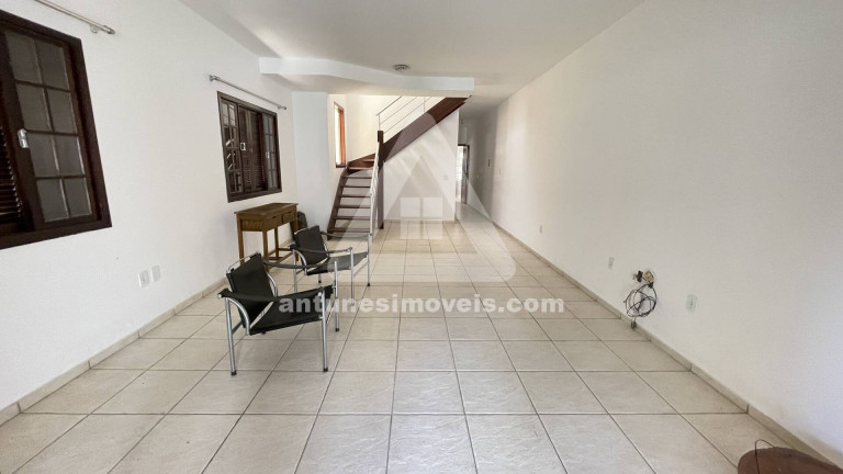 Imagem Casa com 4 Quartos à Venda, 225 m² em Portinho - Cabo Frio Imagem Casa com 4 Quartos à Venda, 225 m² em Portinho - Cabo Frio