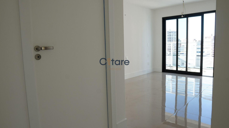 Imagem Apartamento com 4 Quartos à Venda, em Meireles - Fortaleza Imagem Apartamento com 4 Quartos à Venda, em Meireles - Fortaleza