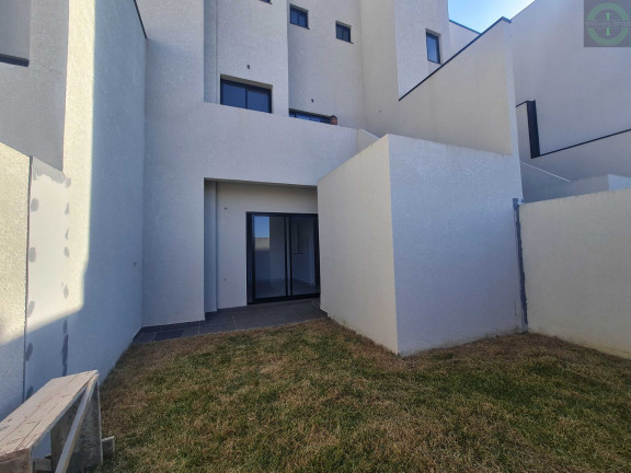 Imagem Sobrado com 3 Quartos à Venda, 122 m² em Jardim Carvalho - Ponta Grossa