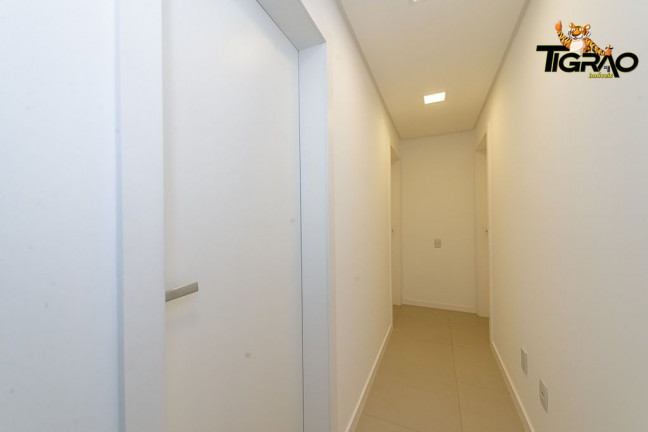 Imagem Apartamento com 3 Quartos à Venda, 130 m² em Centro - Balneário Camboriú Imagem Apartamento com 3 Quartos à Venda, 130 m² em Centro - Balneário Camboriú
