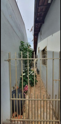 Imagem Casa com 2 Quartos à Venda, 190 m² em Parque Igaçaba - Araraquara