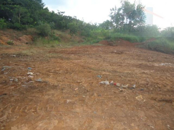Imagem Terreno à Venda, 360 m² em Estrela Do Sul - Mateus Leme
