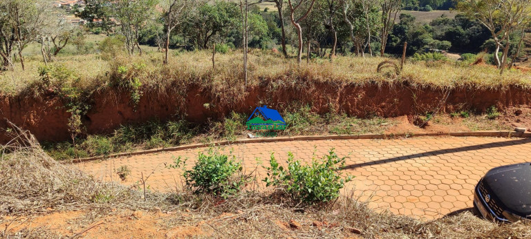 Terreno à Venda, 480 m² em Centro - Seritinga